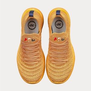 METALLIC GOLD MEDAL APL TECHLOOM WAVE SNEAKERS